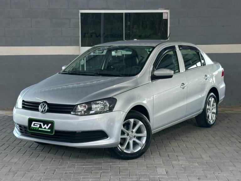 VOLKSWAGEN - VOYAGE - 2015/2015 - Prata - R$ 44.900,00
