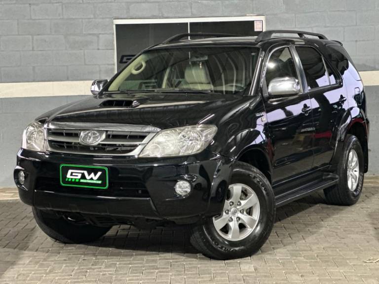 TOYOTA - HILUX SW4 - 2007/2007 - Preta - R$ 104.900,00