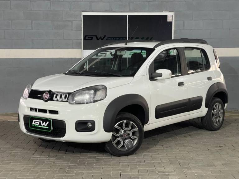 FIAT - UNO - 2016/2016 - Branca - R$ 44.900,00
