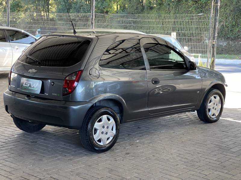 CHEVROLET - CELTA - 2011/2012 - Cinza - R$ 22.900,00
