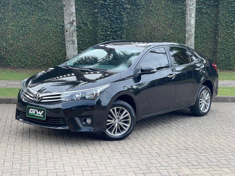 TOYOTA - COROLLA - 2015/2015 - Preta - R$ 88.900,00