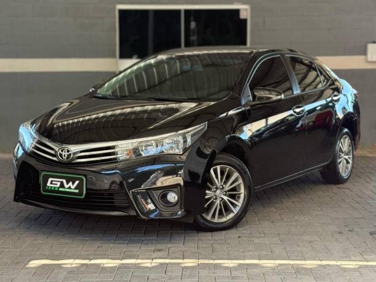 TOYOTA - COROLLA - 2015/2015 - Preta - R$ 86.900,00
