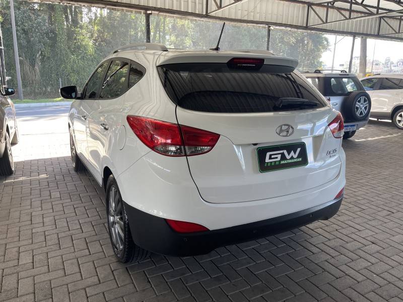 HYUNDAI - IX35 - 2012/2013 - Branca - R$ 71.900,00