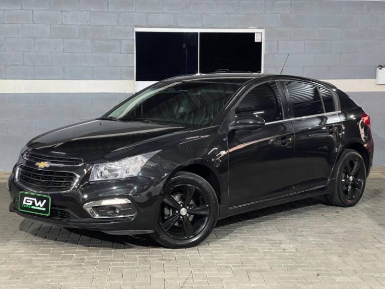 CHEVROLET - CRUZE - 2015/2015 - Preta - R$ 64.900,00