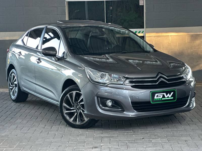CITROËN - C4 LOUNGE - 2017/2018 - Cinza - R$ 62.900,00