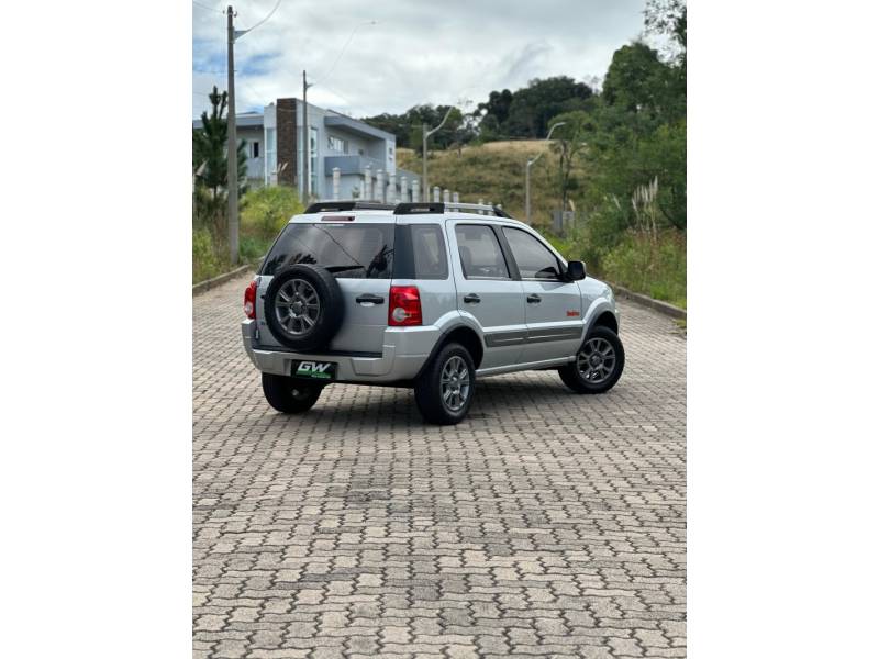 FORD - ECOSPORT - 2011/2012 - Prata - R$ 44.900,00