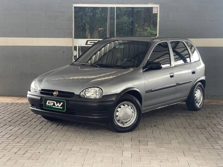 CHEVROLET - CORSA - 1998/1998 - Prata - R$ 15.900,00