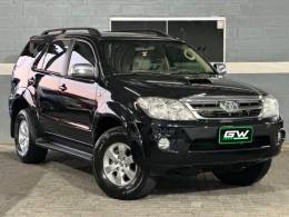 TOYOTA - HILUX SW4 - 2007/2007 - Preta - R$ 104.900,00