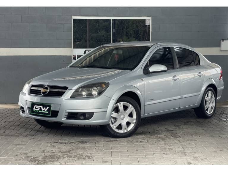 CHEVROLET - VECTRA - 2008/2008 - Prata - R$ 36.900,00