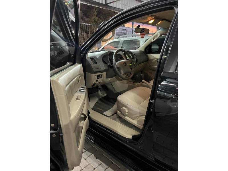 TOYOTA - HILUX SW4 - 2007/2007 - Preta - R$ 104.900,00
