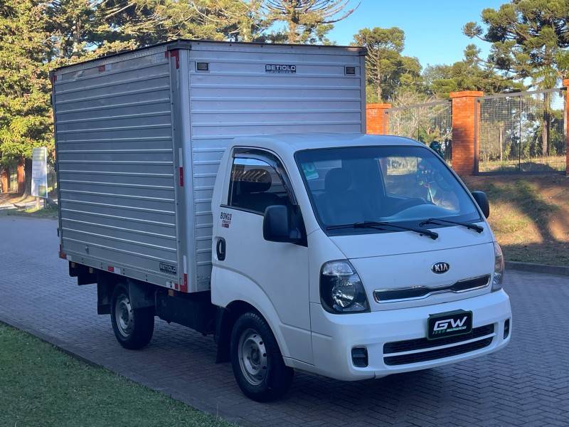 KIA MOTORS - BONGO - 2019/2020 - Branca - R$ 120.000,00