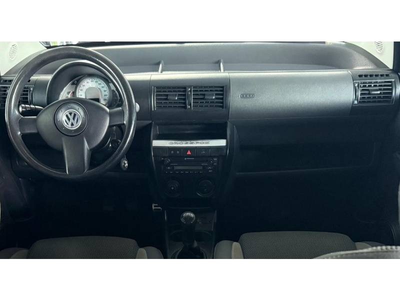 VOLKSWAGEN - CROSSFOX - 2008/2009 - Preta - R$ 34.900,00