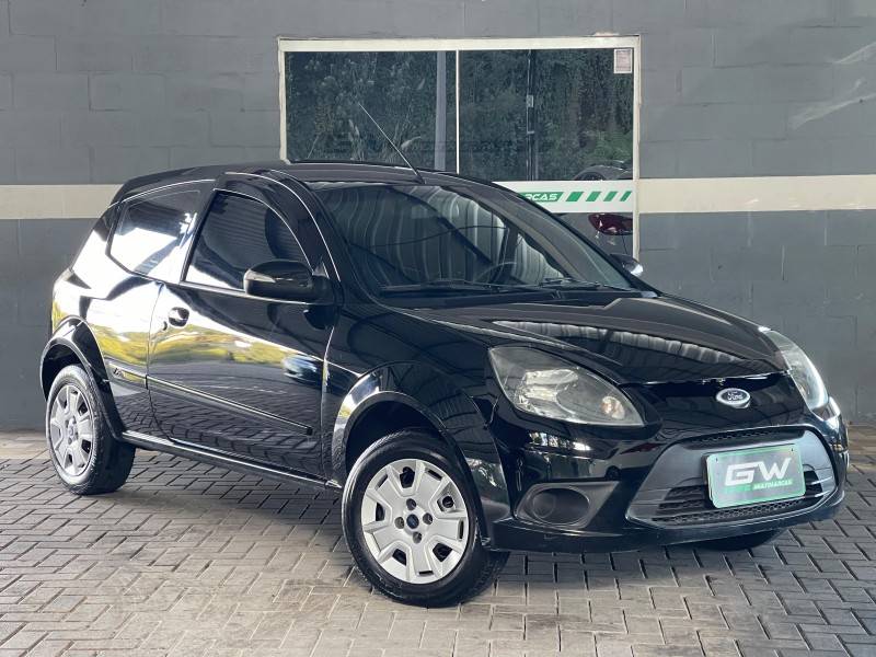 FORD - KA - 2012/2012 - Preta - R$ 27.900,00