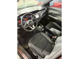 NISSAN - KICKS - 2018/2019 - Marrom - R$ 86.900,00
