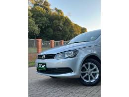 VOLKSWAGEN - VOYAGE - 2015/2015 - Prata - R$ 44.900,00
