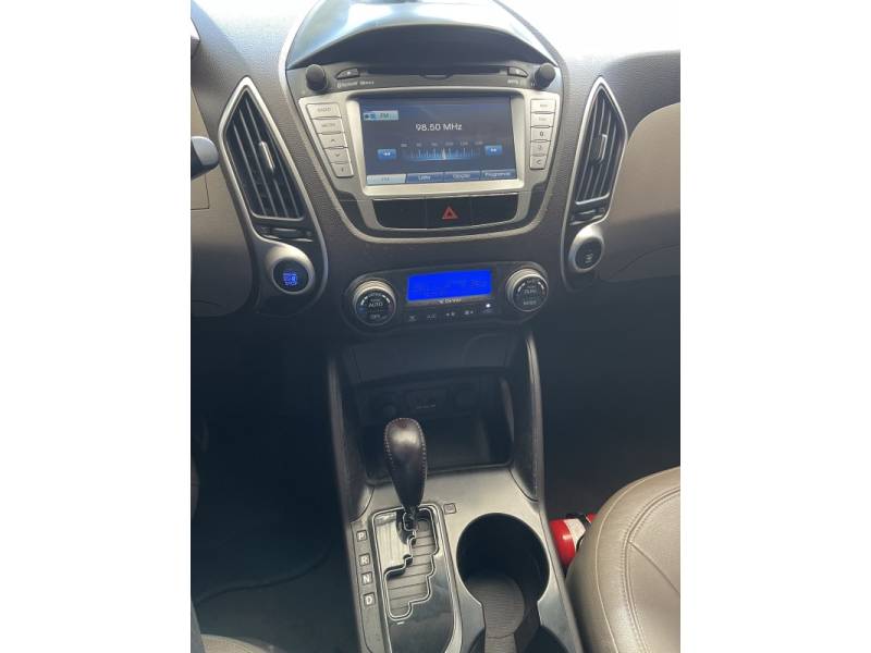 HYUNDAI - IX35 - 2012/2013 - Branca - R$ 71.900,00