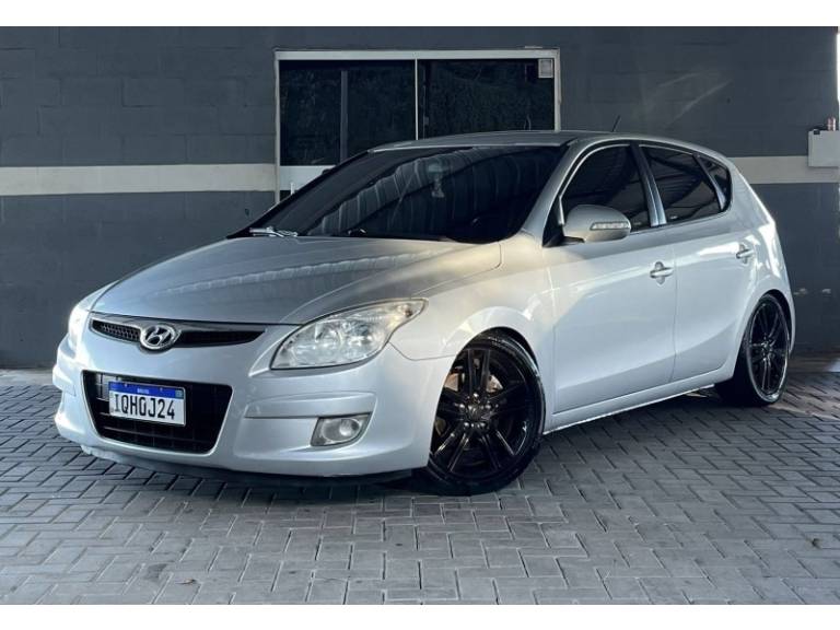 HYUNDAI - I30 - 2009/2010 - Prata - R$ 42.900,00