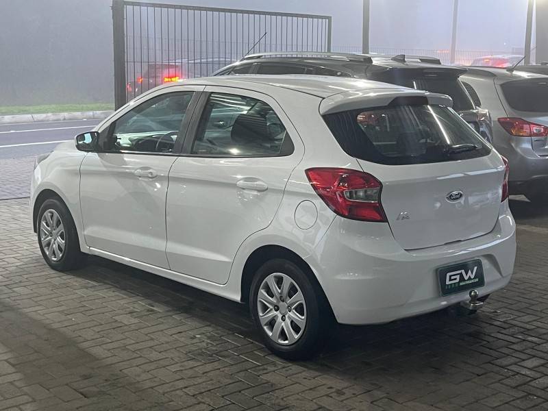 FORD - KA - 2015/2015 - Branca - R$ 41.900,00