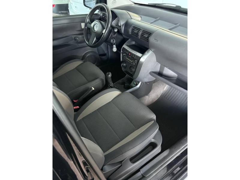 VOLKSWAGEN - CROSSFOX - 2008/2009 - Preta - R$ 34.900,00